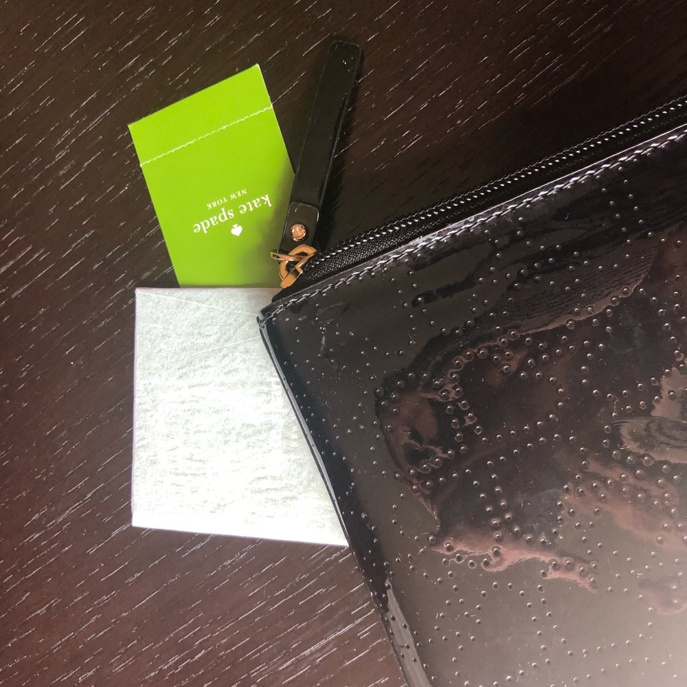 ♠️ Kate Spade ♠️ Clutch. - Picture 2 of 7